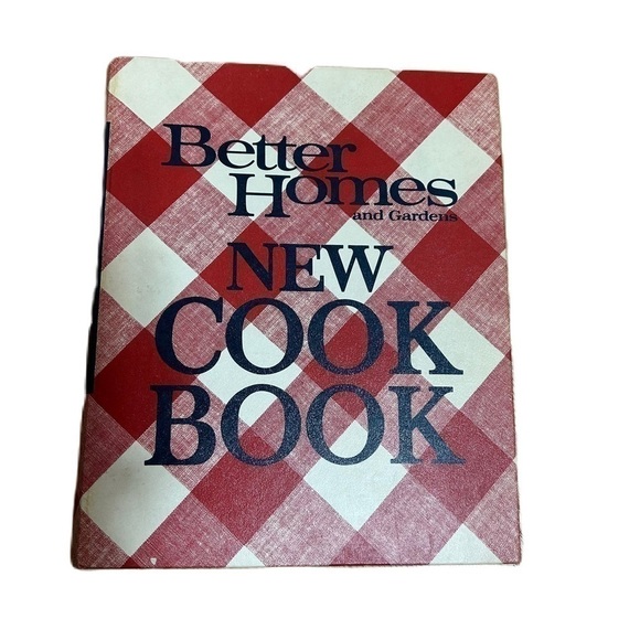 Vintage Better Homes and Gardens Cookbook Red White Plaid Spiral